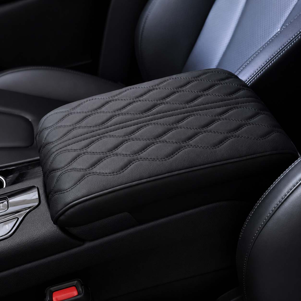 Coussin souple en cuir noir pour accoudoir central de voiture